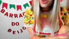 Redare Muie cu ghid special: Stripper sexy Nayara devine obraznic la petrecerea Junina