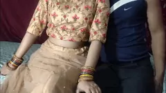 Jouer Il selvaggio trio audio hindi di Desi Bhabhi