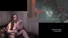 Reproduzir Nude Resident Evil 3 Gamer Girl exposto: Brunette e BBW perfurados com Big Ass & Big Tits