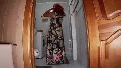 Afspelen Big Ass MILF krijgt een anale verrassing in de douche